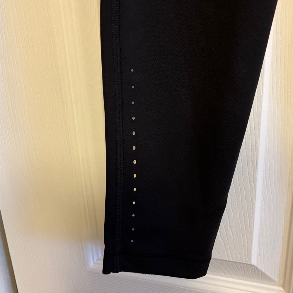lululemon athletica Midnight Black Leggings - Picture 4 of 12